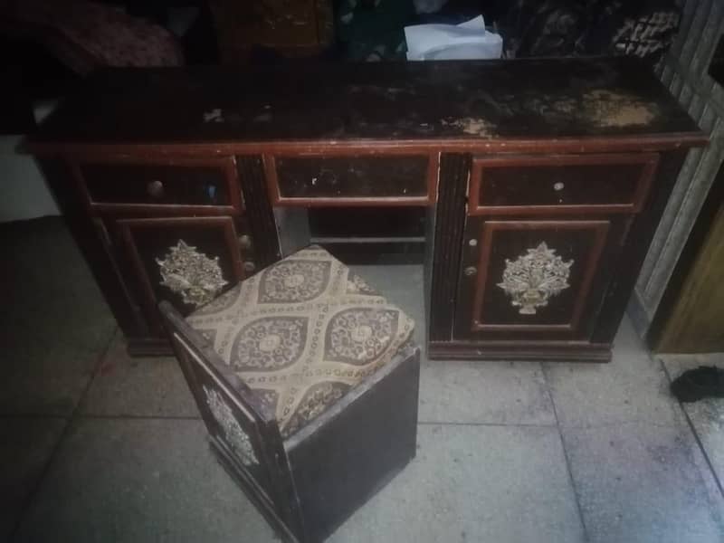 dressing table without mirror 1
