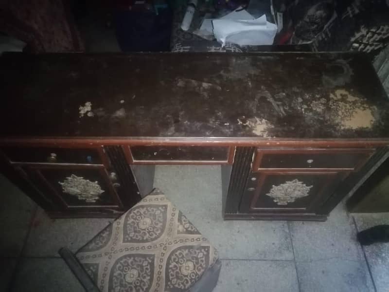 dressing table without mirror 2