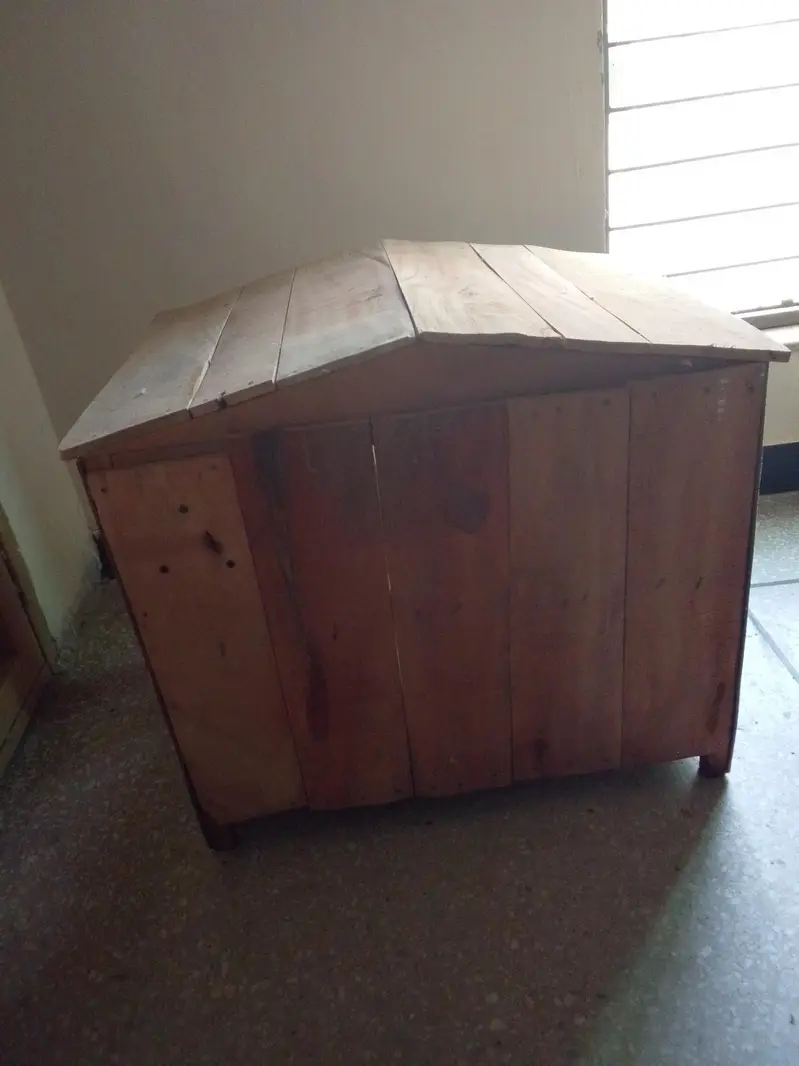 Wooden. hen. cage  4. portion hut shape. for. sale. narowal — photo 4