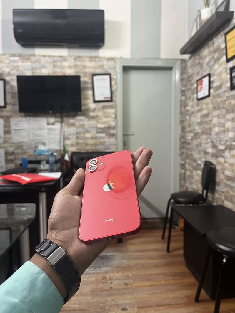 Apple iPhone 12 sim working 2