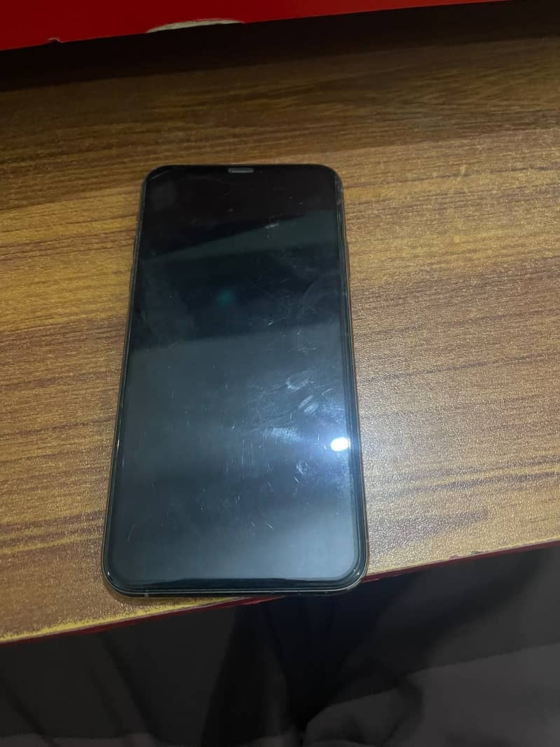 Apple iPhone 11 Pro Max 3