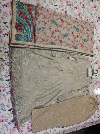 Mint Condition . . . Original Brand . . . Used Once . . . Almost New . . .