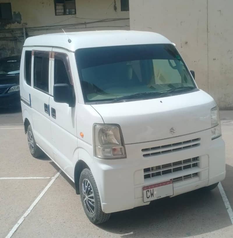 Suzuki Every 2012 1