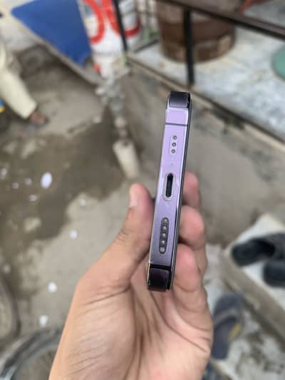 Apple iPhone 14 Pro whatsapp number 03039235241