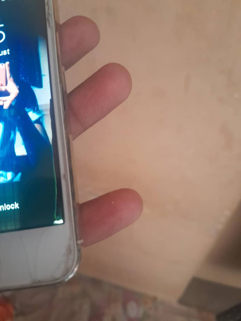Apple iPhone 5s 4
