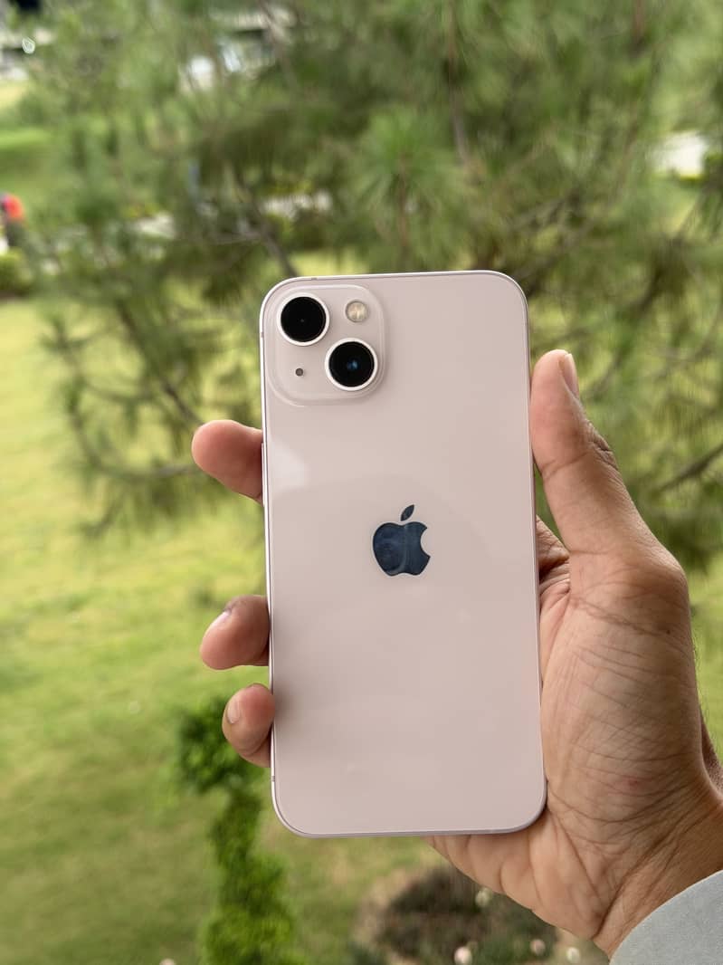 Apple iPhone 13 3