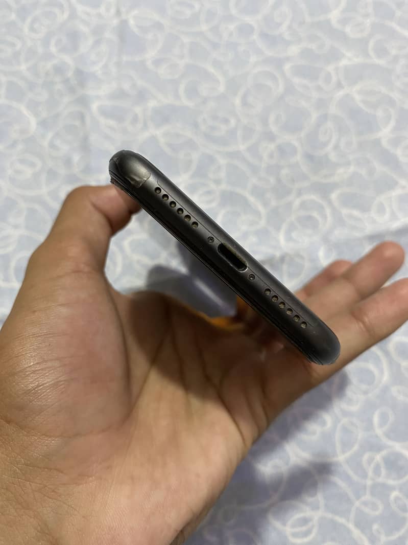 Apple iPhone 11 sim working 6