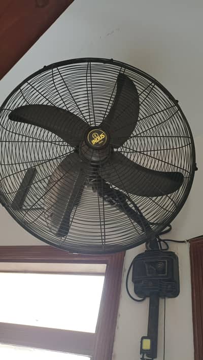 Indus bracket fan