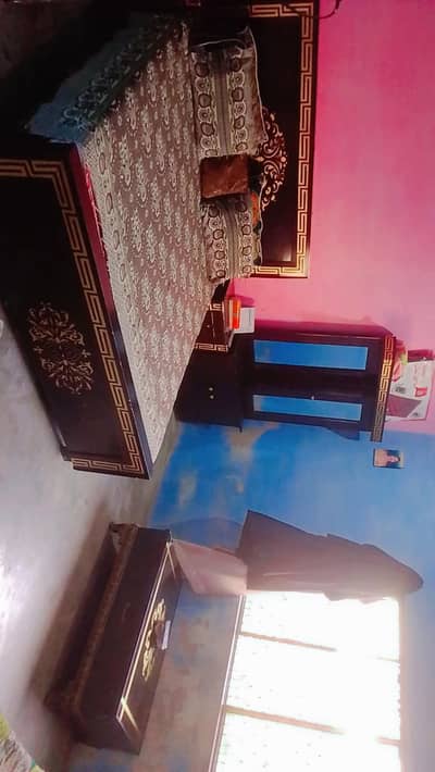 ya mukammal furniture set sel ke liye hai
