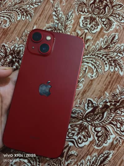 Apple iPhone 13