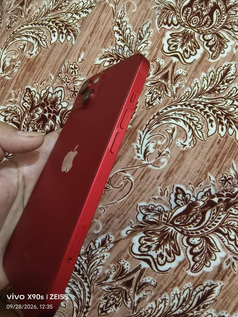 Apple iPhone 13 1