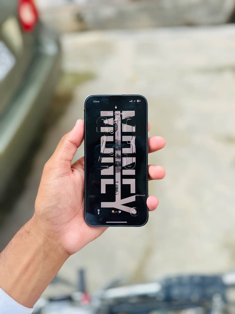 Apple iPhone 13 Pro 1