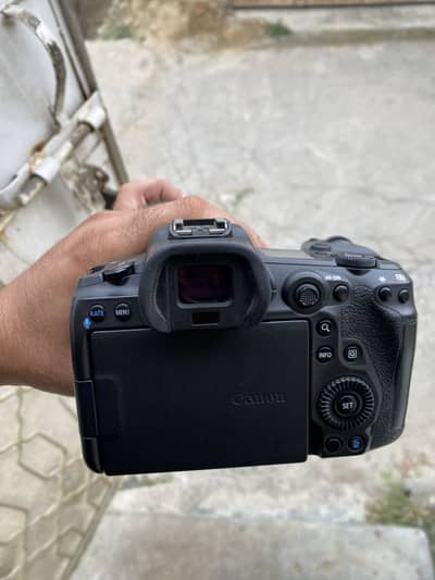 Canon R5