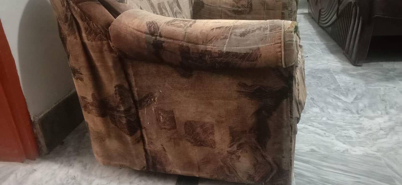 2 seater sofa 3