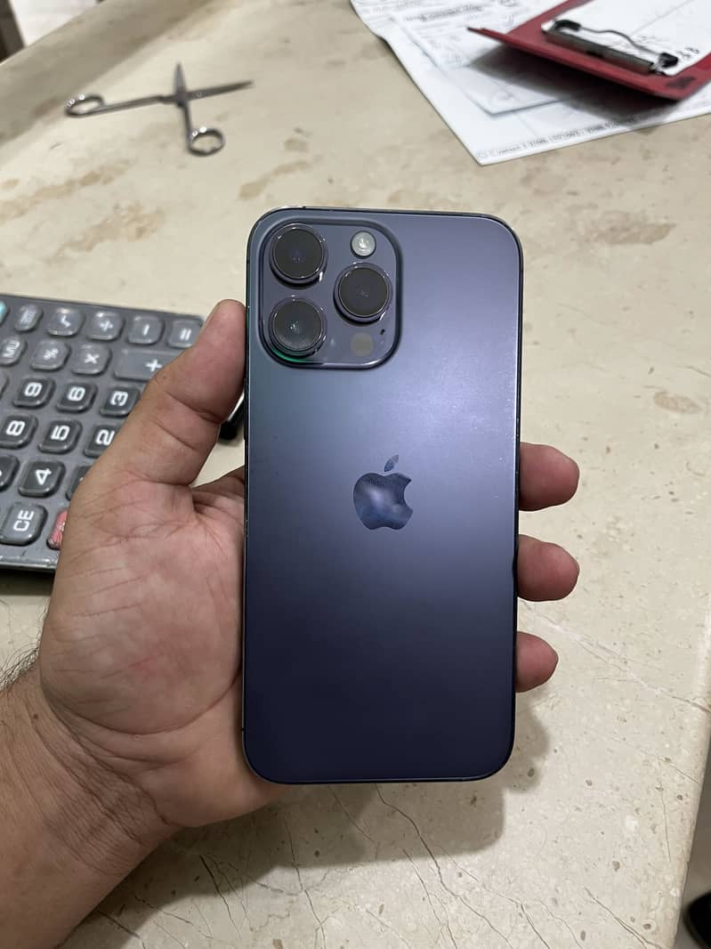 Apple iPhone 14 Pro Max 4
