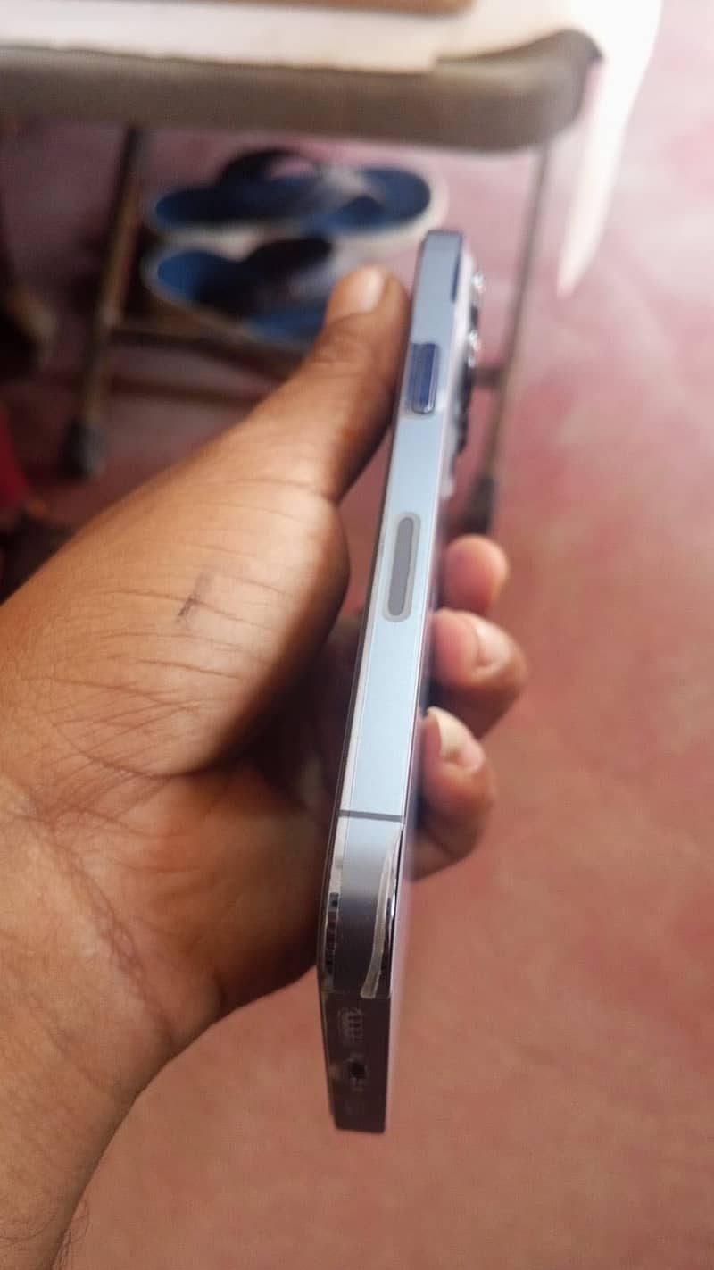 Apple iPhone 13 Pro 6