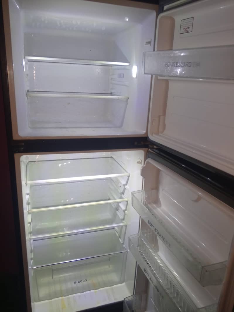 Refrigerator 1
