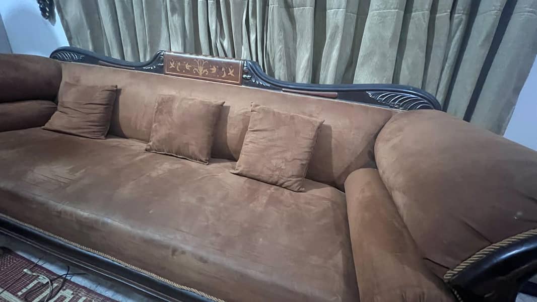 dewan sofa 1