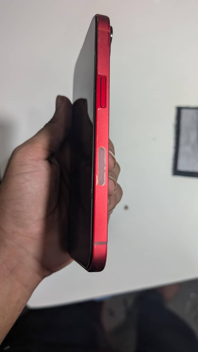 Apple iPhone 13 1