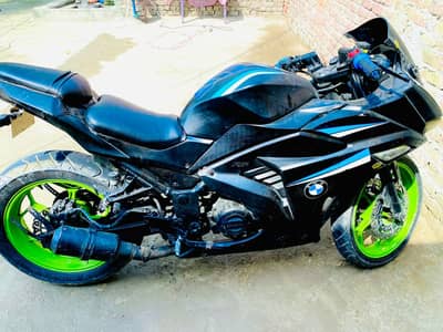 Aslam O alikum best bike he sped bhi boat achi he evrige bhi coll