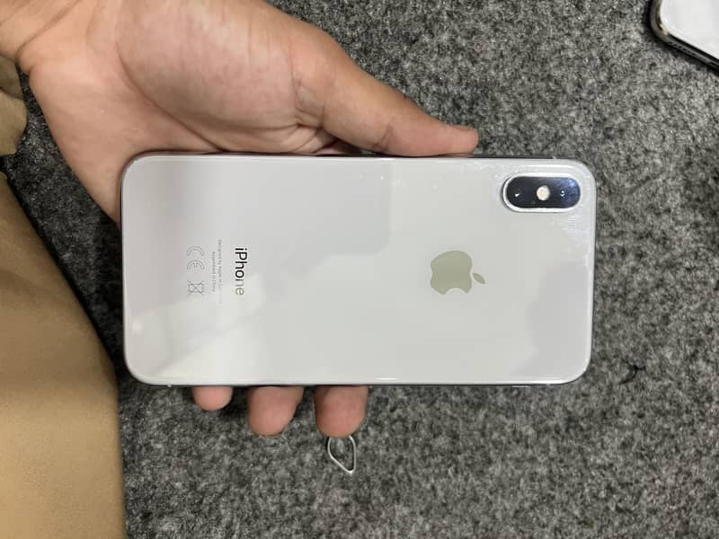 Apple iPhone X 0