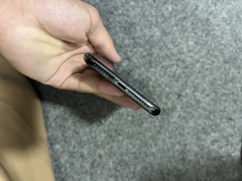 Apple iPhone X 9