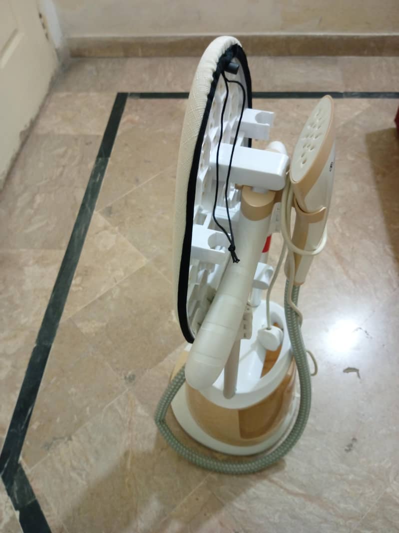 cloth steamer 2
