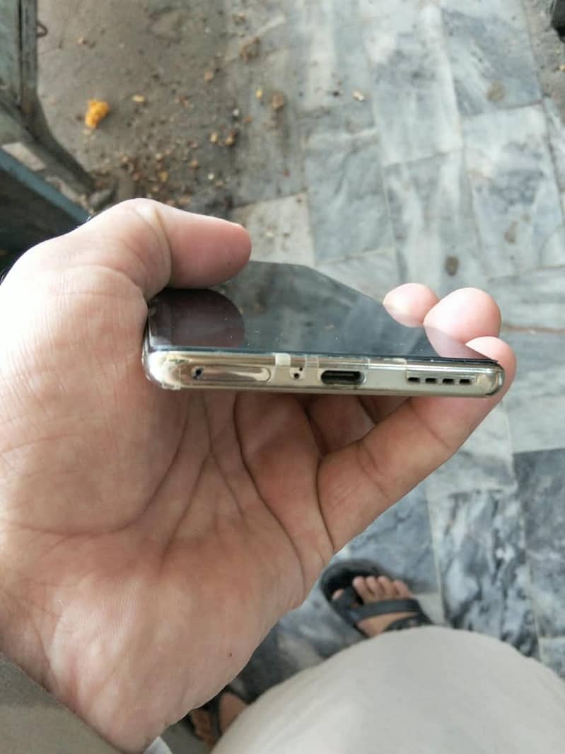 Infinix Note 40 Pro 0