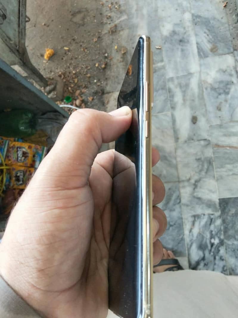 Infinix Note 40 Pro 6
