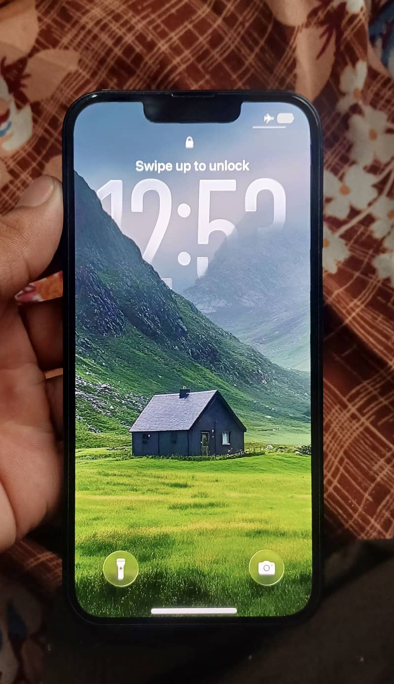 Apple iPhone 13 2