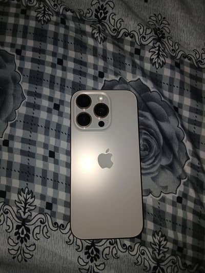 Apple iPhone 16 Pro