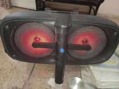 6.5" double speaker with mic.