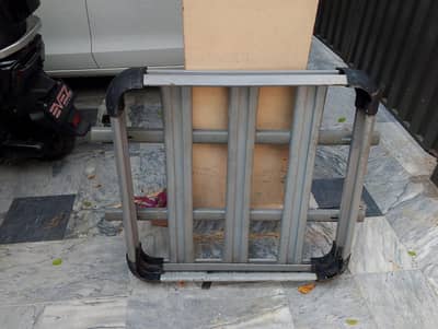 SECOND HAND ROOF RACK FOR SALE GENUINE