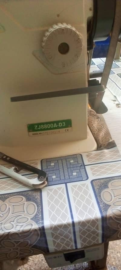 Zoje Sewing machine