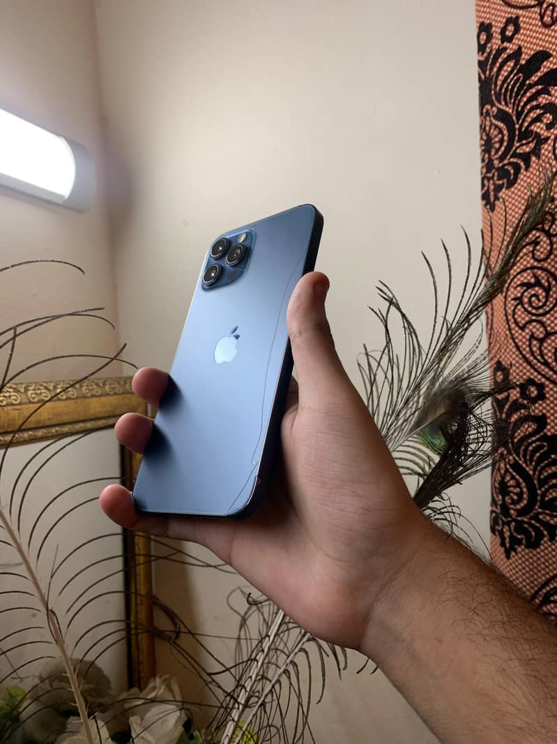 iPhone 12 Pro Max 1