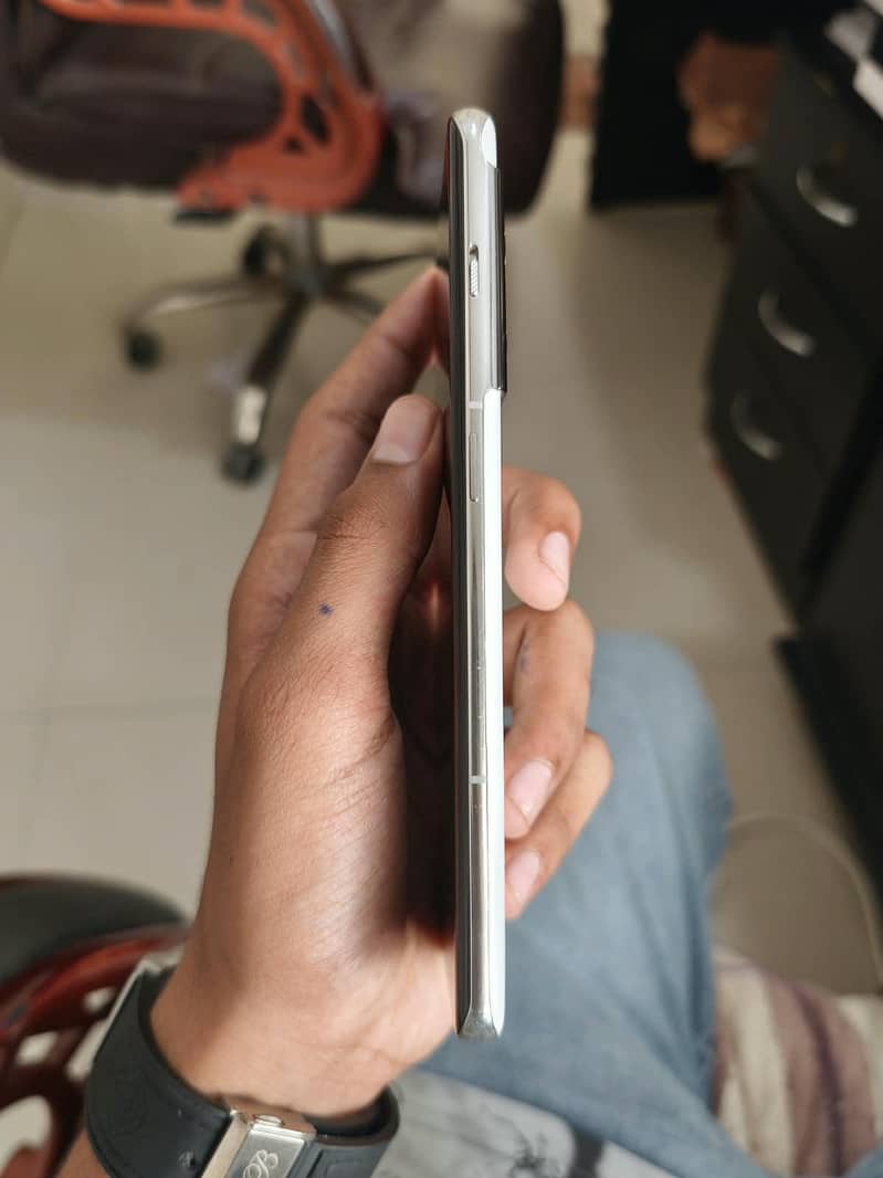 OnePlus 10 Pro 2