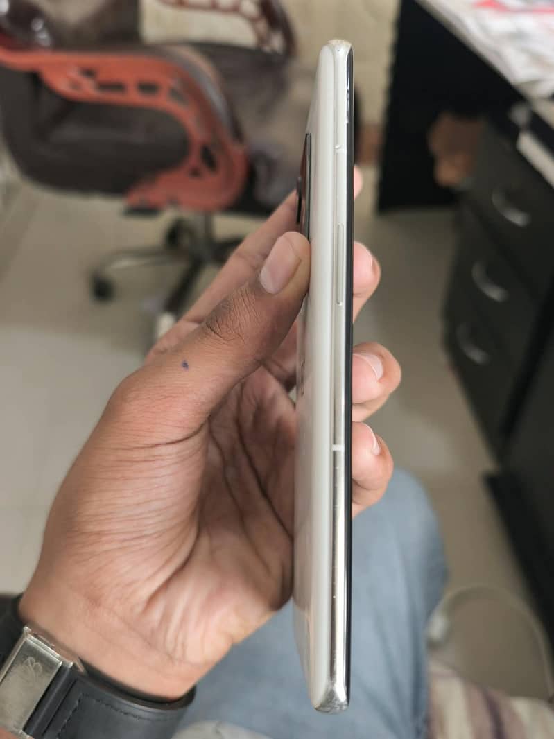OnePlus 10 Pro 3