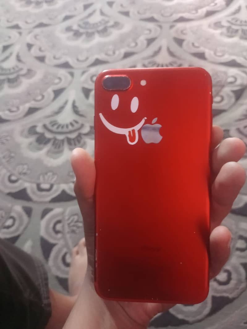 Apple iPhone 7 Plus 0