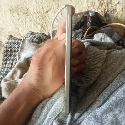 Realme C75