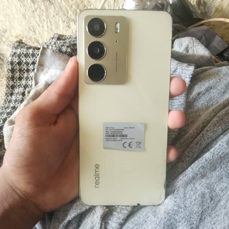 Realme C75 3