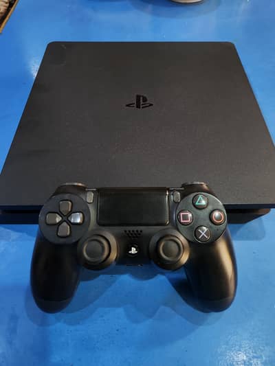 Sony PlayStation 4 Slim Non Jailbrake Neat And Clean Condition