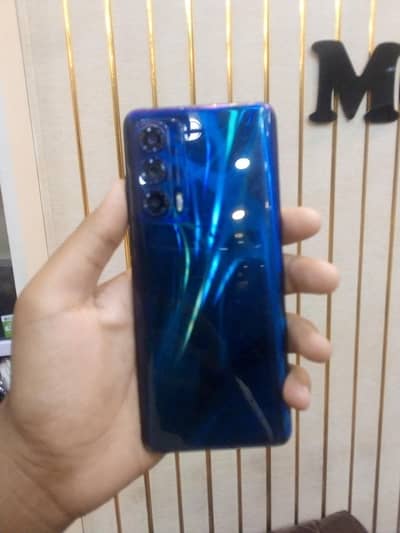 Motorola Edge