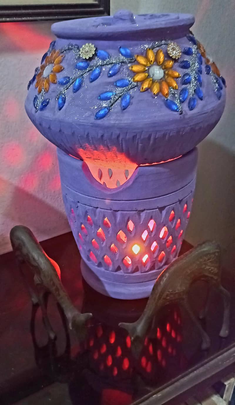 Beautiful Table Lamp Handi 4