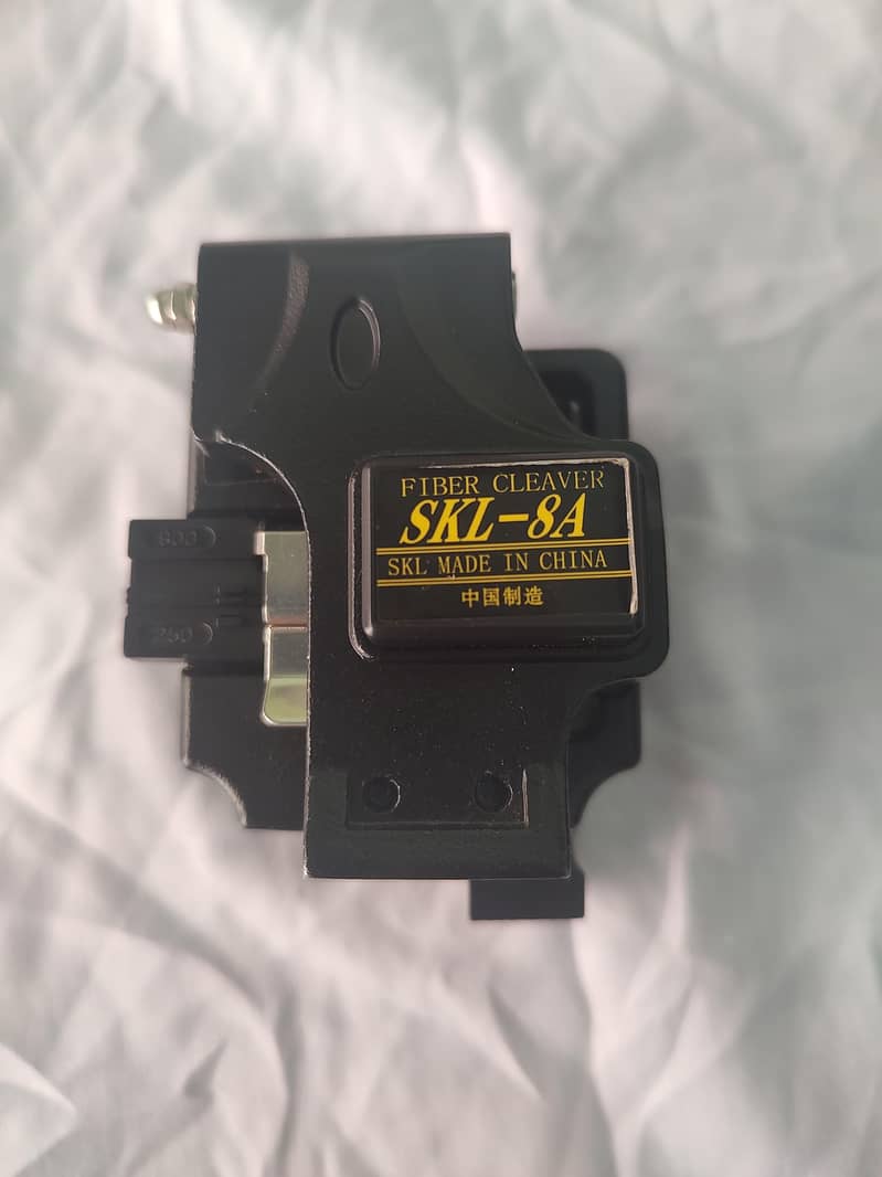 Fiber Optic Cleaver 4