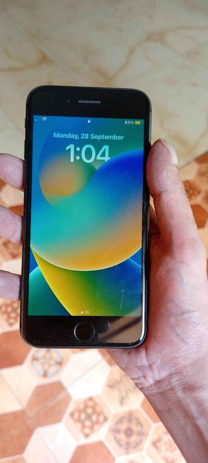 Apple iPhone 8 1