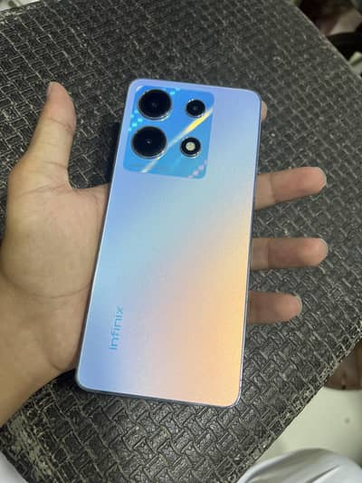 Infinix Note 30