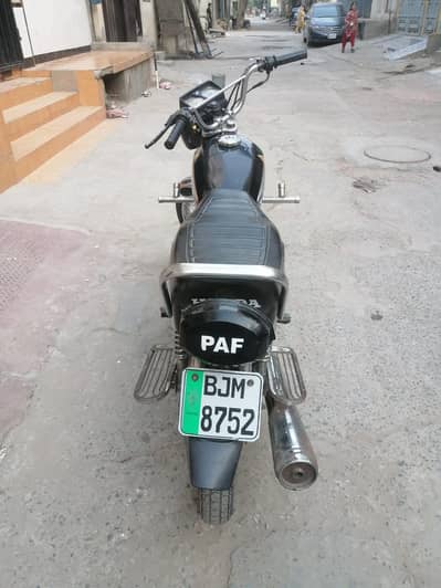 CG125