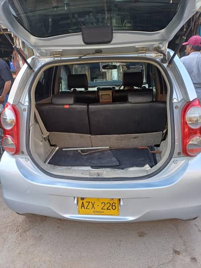 Toyota Passo 2011