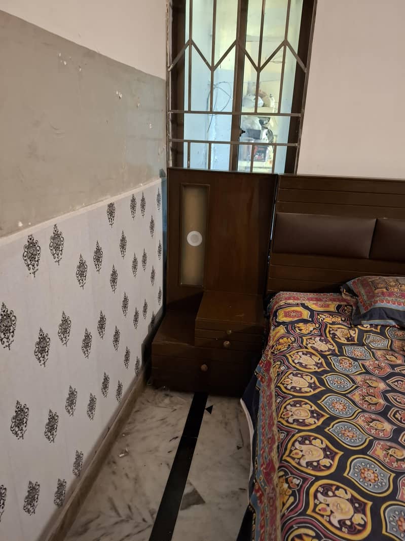 Double bed with side tables 1