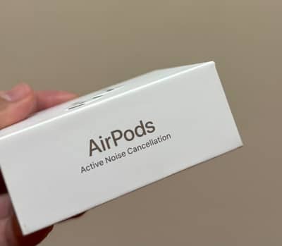 Apple AirPods 4 with ANC Box Pack